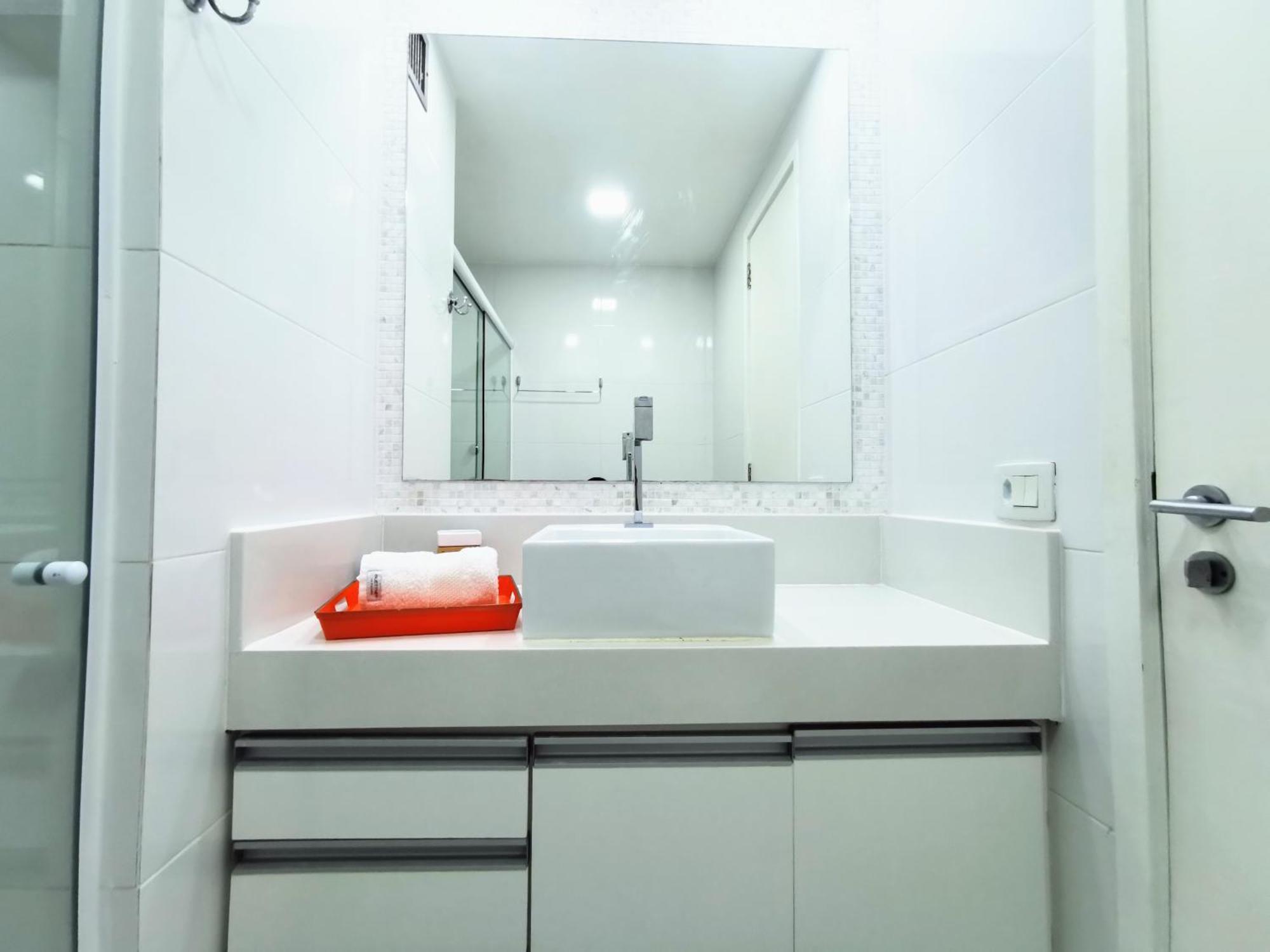 Lux 35 - Flat Em Frente A *